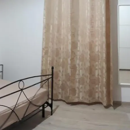 Casa Vacanze Salento Sara Apartment *